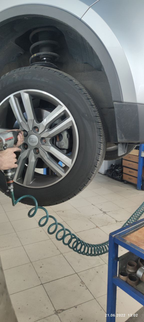 Колодки NP6041 NISSINBO — Geely Atlas (1G), 2,4 л, 2018 года ...