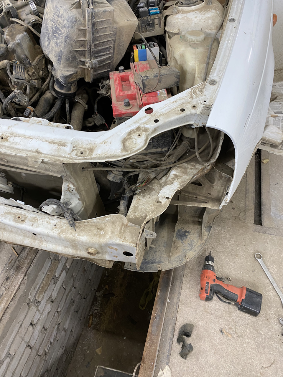 Сгорает предохранитель решено — Lada Приора хэтчбек, 1,5 л, 2011 года ...