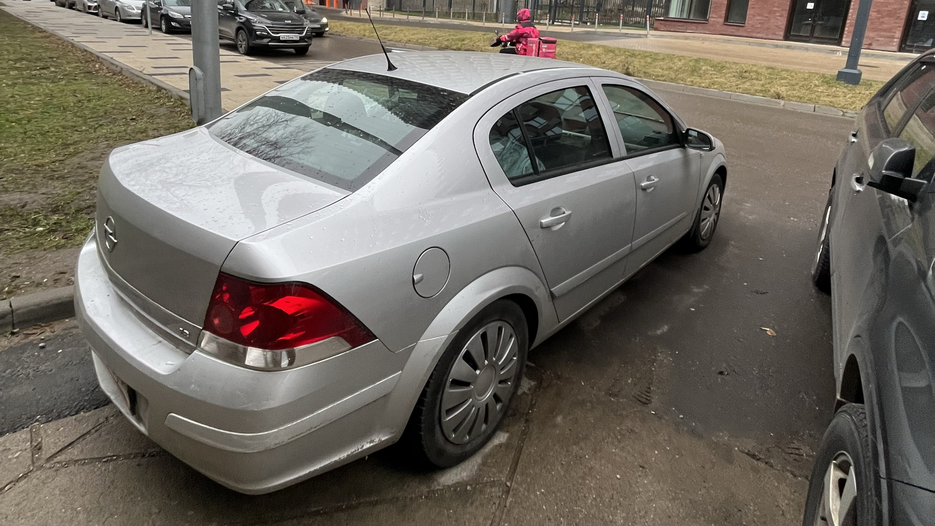 Opel Astra H 1.8 бензиновый 2008 | Back on my BS на DRIVE2