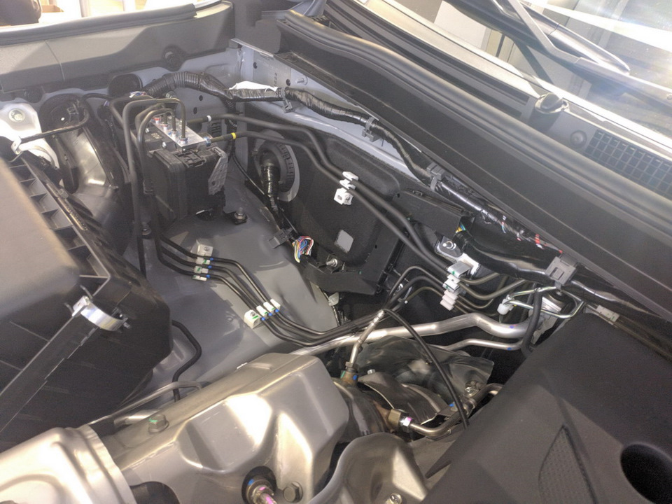 Dxszt1HBLkGpwJ6asnNf7IdfUpA 960 для чего два аккумулятора в митсубиси л 200