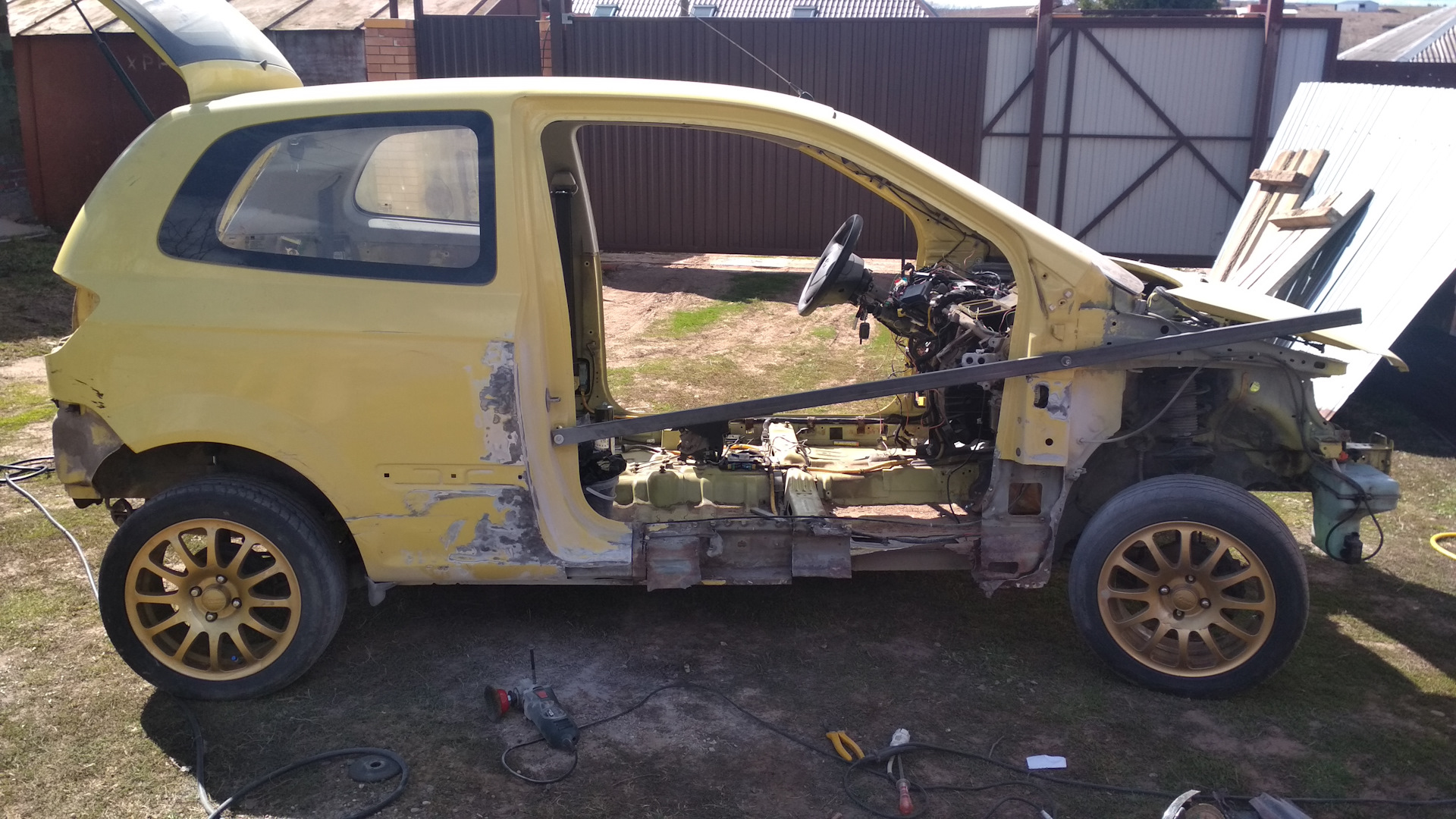 Подготовка к окраске — Hyundai Getz, 2,7 л, 2008 года | тюнинг | DRIVE2