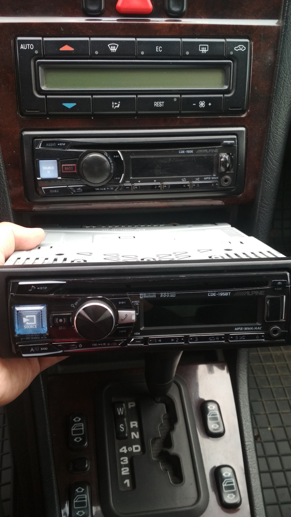 Alpine cde 195bt — Mercedes-Benz C-class (W202), 2,3 л, 1997 года ...