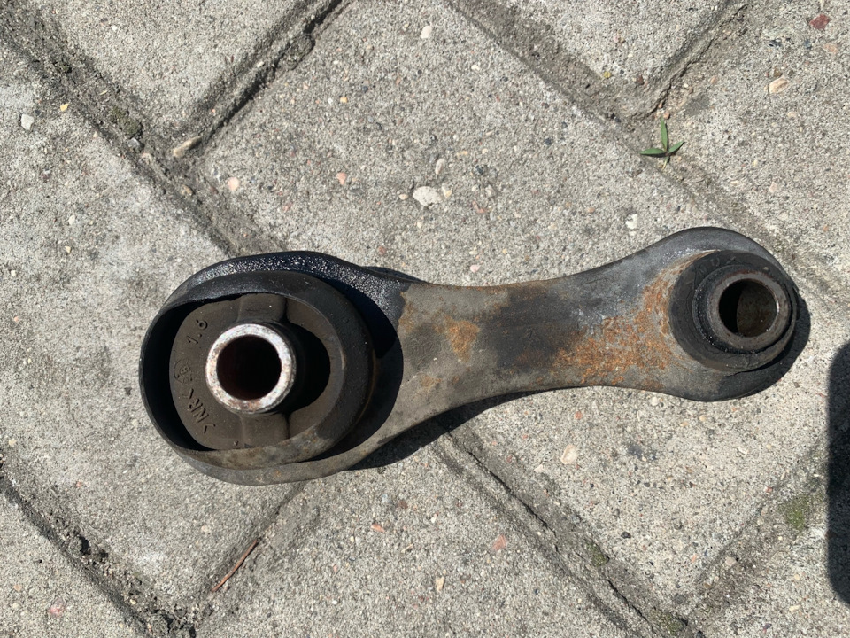 одна сторона — Renault Clio IV