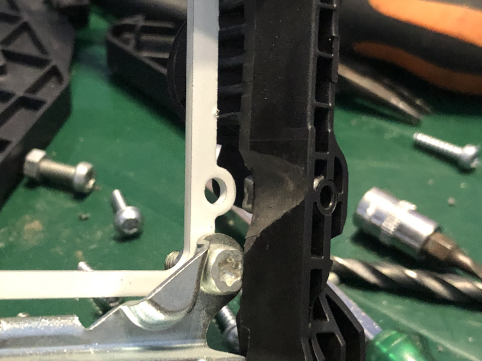 Дооснащение S524A: Адаптивное освещение поворотов, установка матричных ...