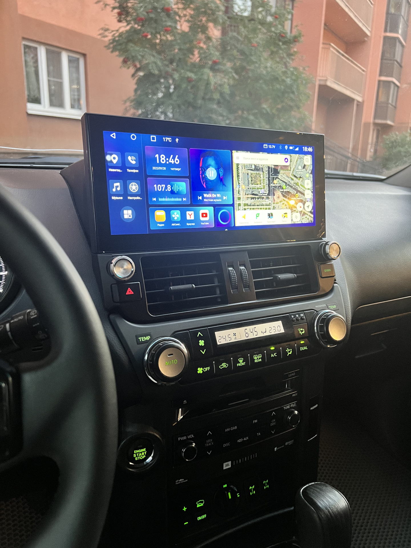 Мультимедиа 12 дюймов — Toyota Land Cruiser Prado 150-series, 3 л, 2011 ...