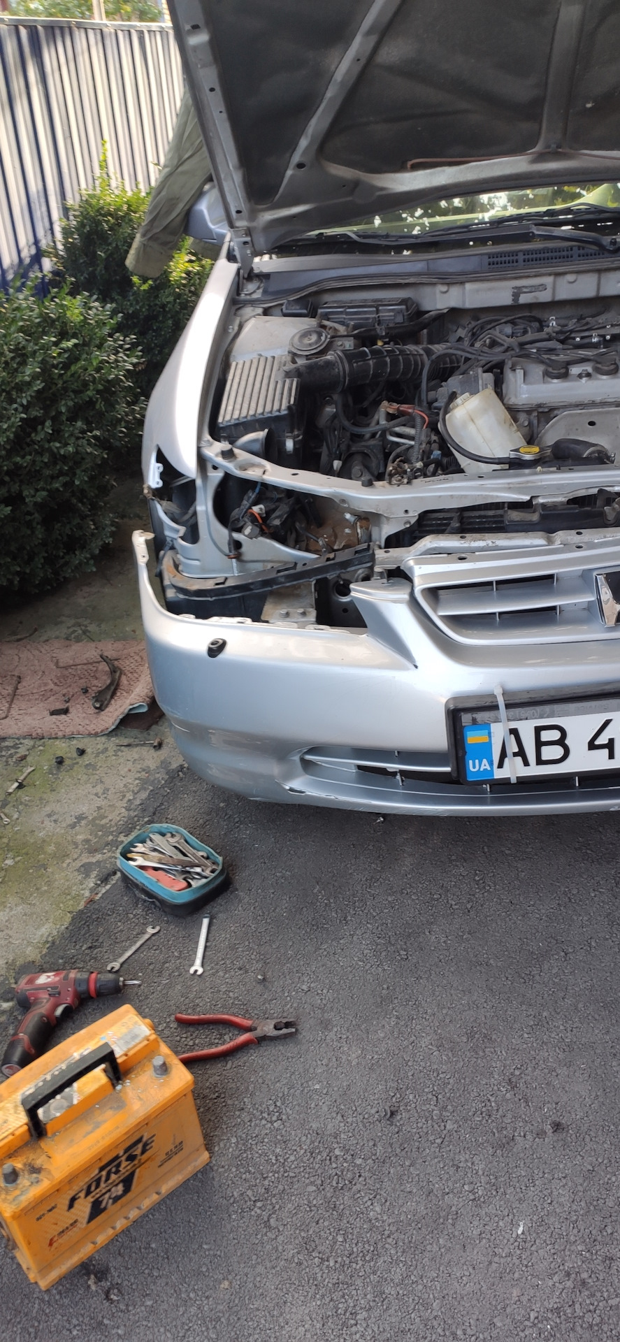 Решил купить и поменять фару, так как моя помутнела — Honda Accord ...