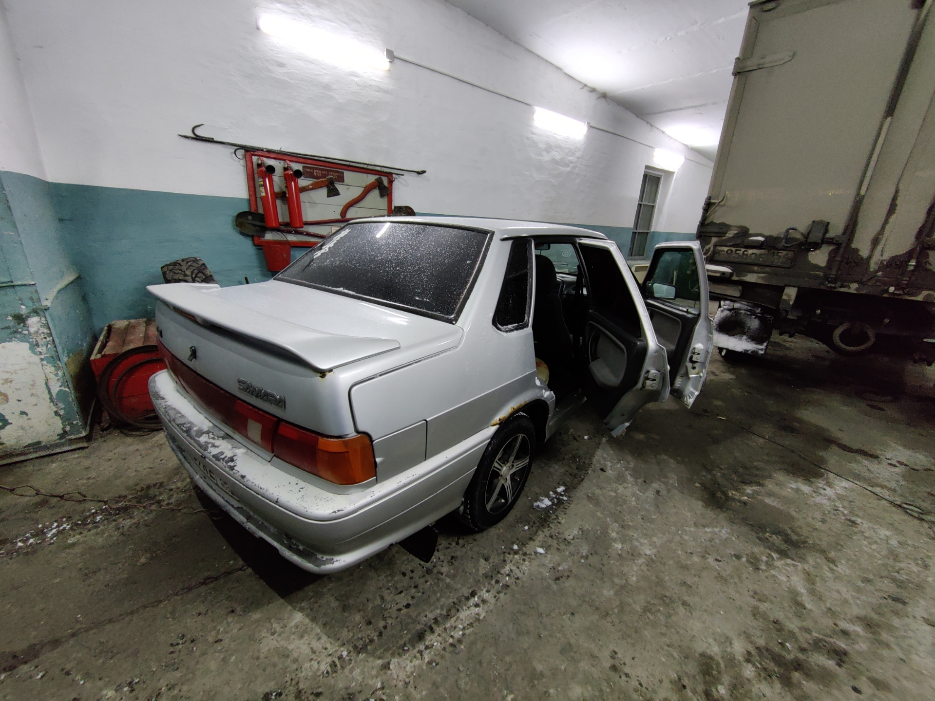 Датчик заднего хода! Задний ход — LADA 2115, 1,6 л., 2011 года | своими ...