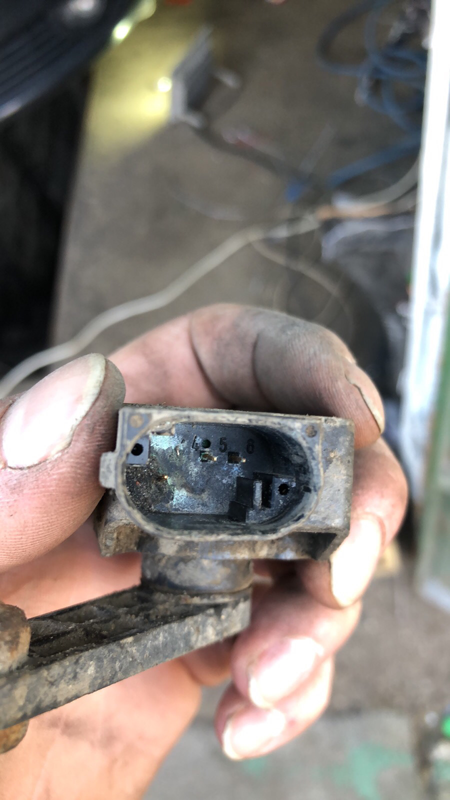 Фото в бортжурнале Audi A8 (D3)