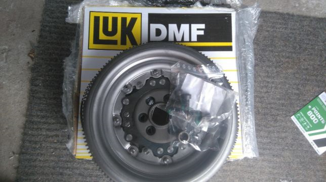 Замена двухмассового маховика — Volkswagen Passat Variant (B6), 2 л ...