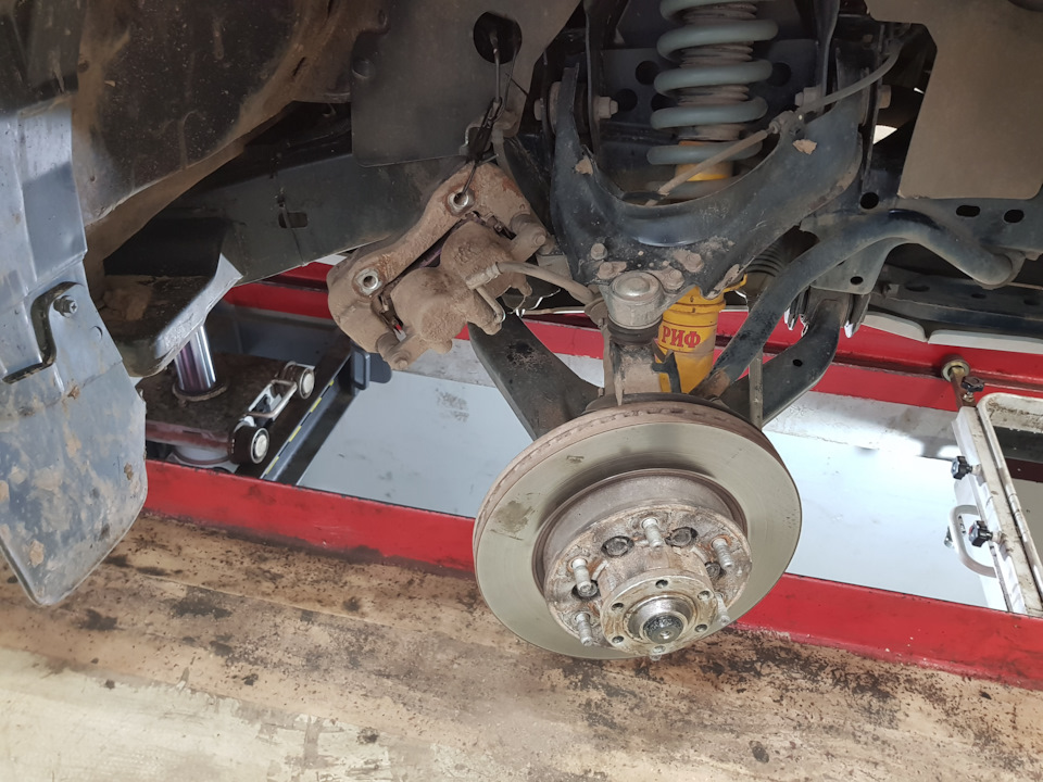 Фото в бортжурнале Isuzu D-Max (1G)