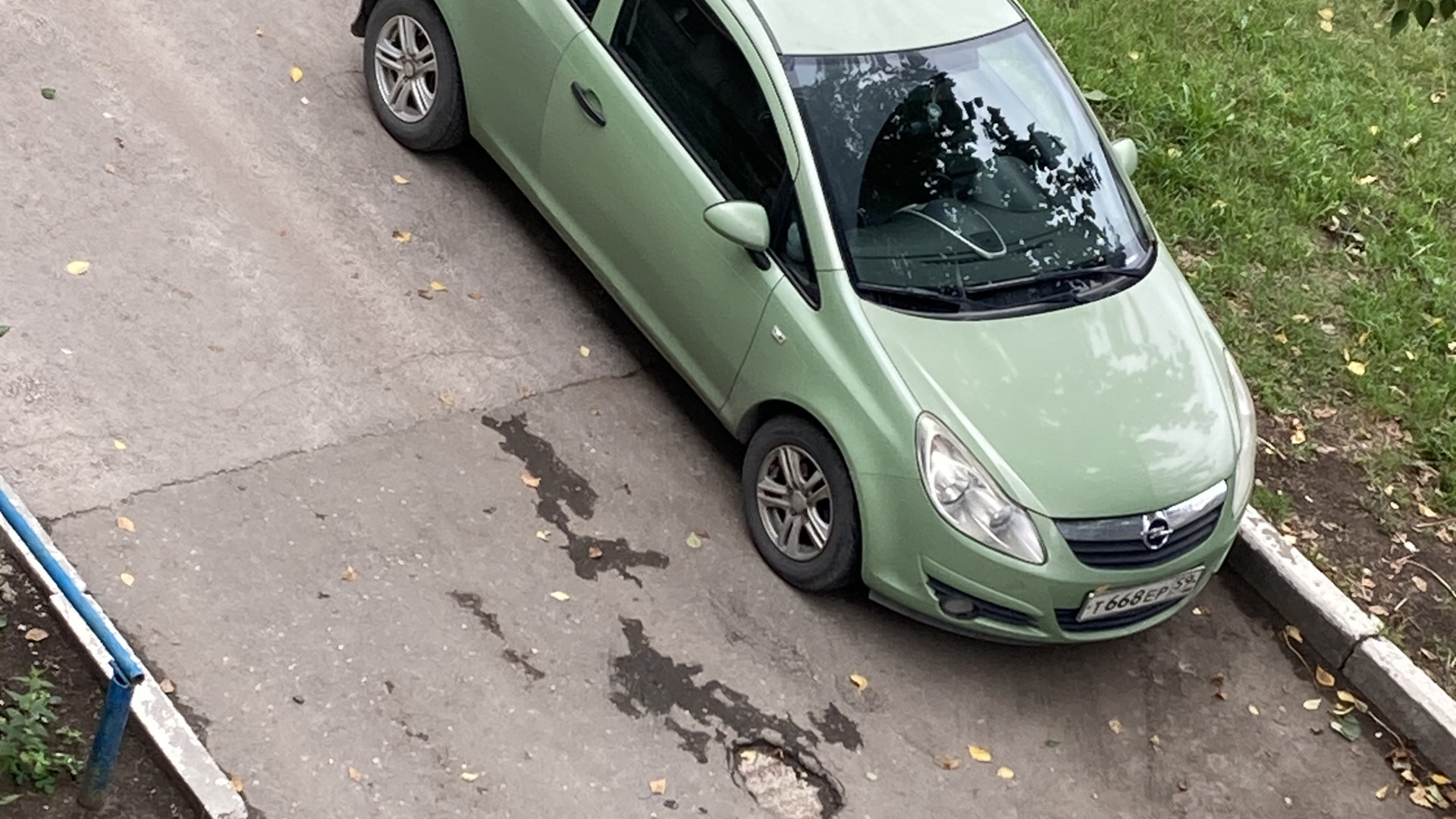 Opel Corsa D 1.0 бензиновый 2008 | Машина для жены на DRIVE2