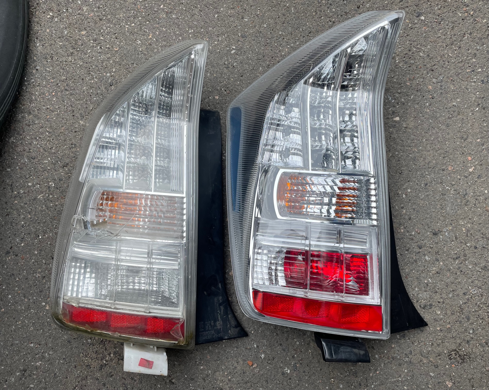 Задние фонари приус. Приус 30 фонарь задний. Тюнинг задних фонарей приус 20. Стопы eagle eyes toyota prius zvw30. Задние фонари приус тюнинг.