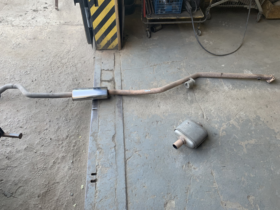 Устраняем звон в глушителе — BMW 1 series (E81/E87), 1,6 л, 2010 года ...