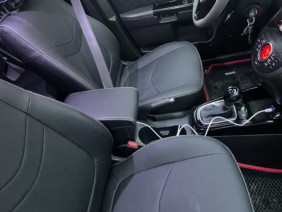 Подлокотник на КИА СОУЛ 1 рестайлинг(АМ) — KIA Soul (1G), 1,6 л, 2013 ...