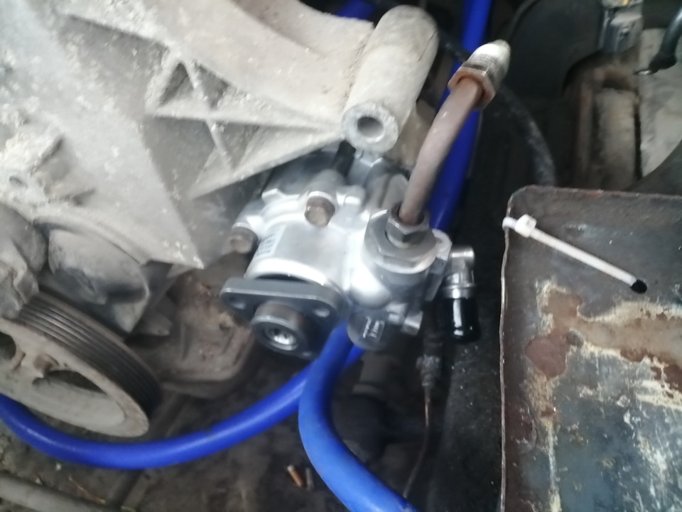 Установка насоса гур ZF + радиатор гур — ГАЗ 31105, 2,4 л, 2009 года ...