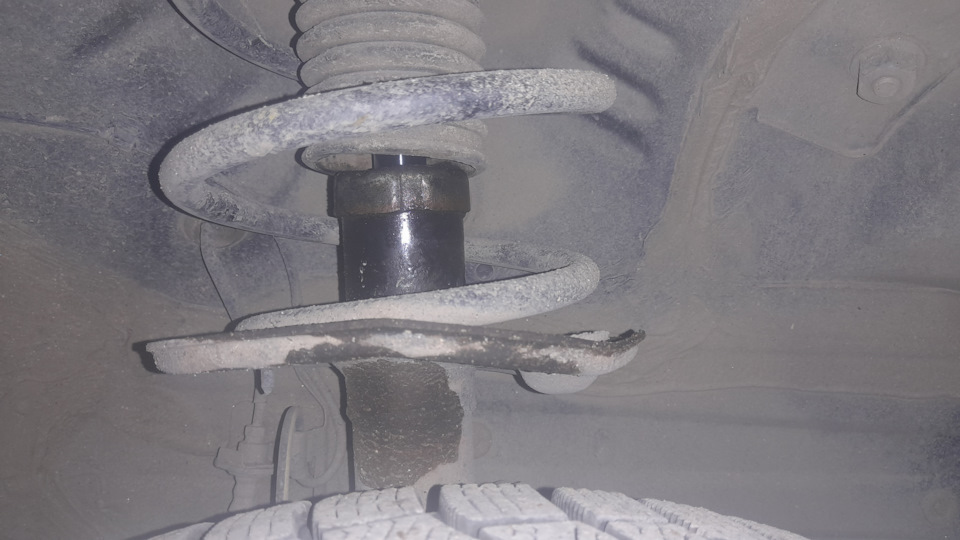 Замена стоек. — Toyota Auris (1G), 1,6 л, 2008 года | визит на сервис ...