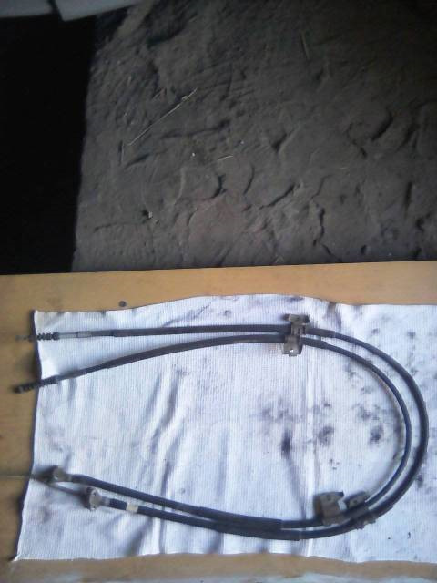 Тросик ручного тормоза левый, правый ТОЙОТА АВАЛОН MCX10, ТОЙОТА ВИНДОМ ...