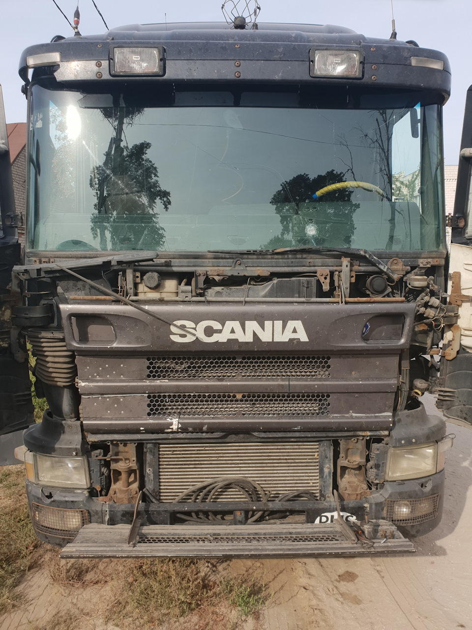 Замена лобового Scania 4-series. — DRIVE2