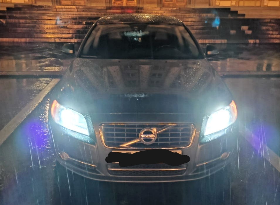 Лампа volvo s80