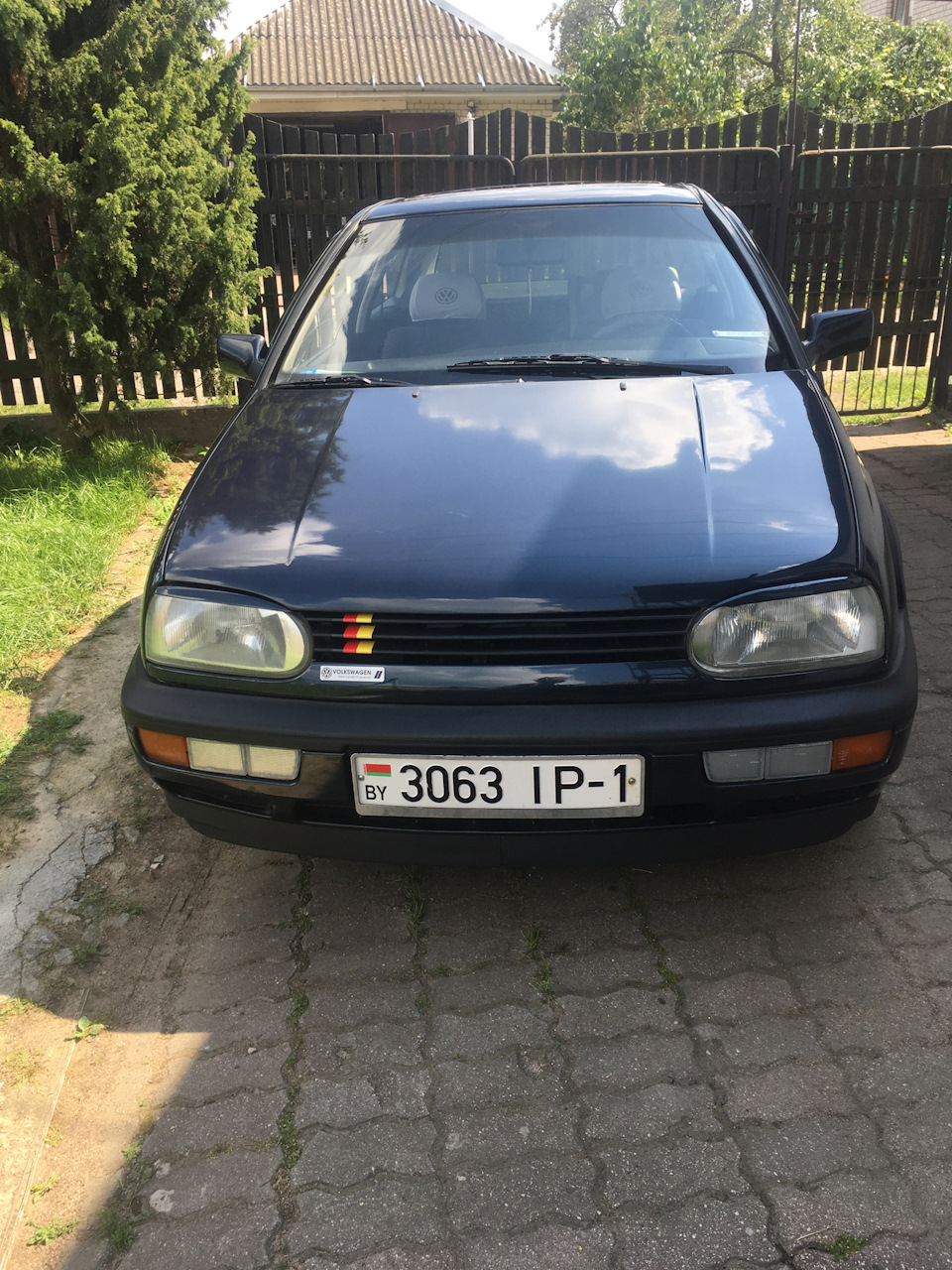 Наклейка Германии — Volkswagen Golf Mk3, 1,6 л, 1993 года | аксессуары |  DRIVE2