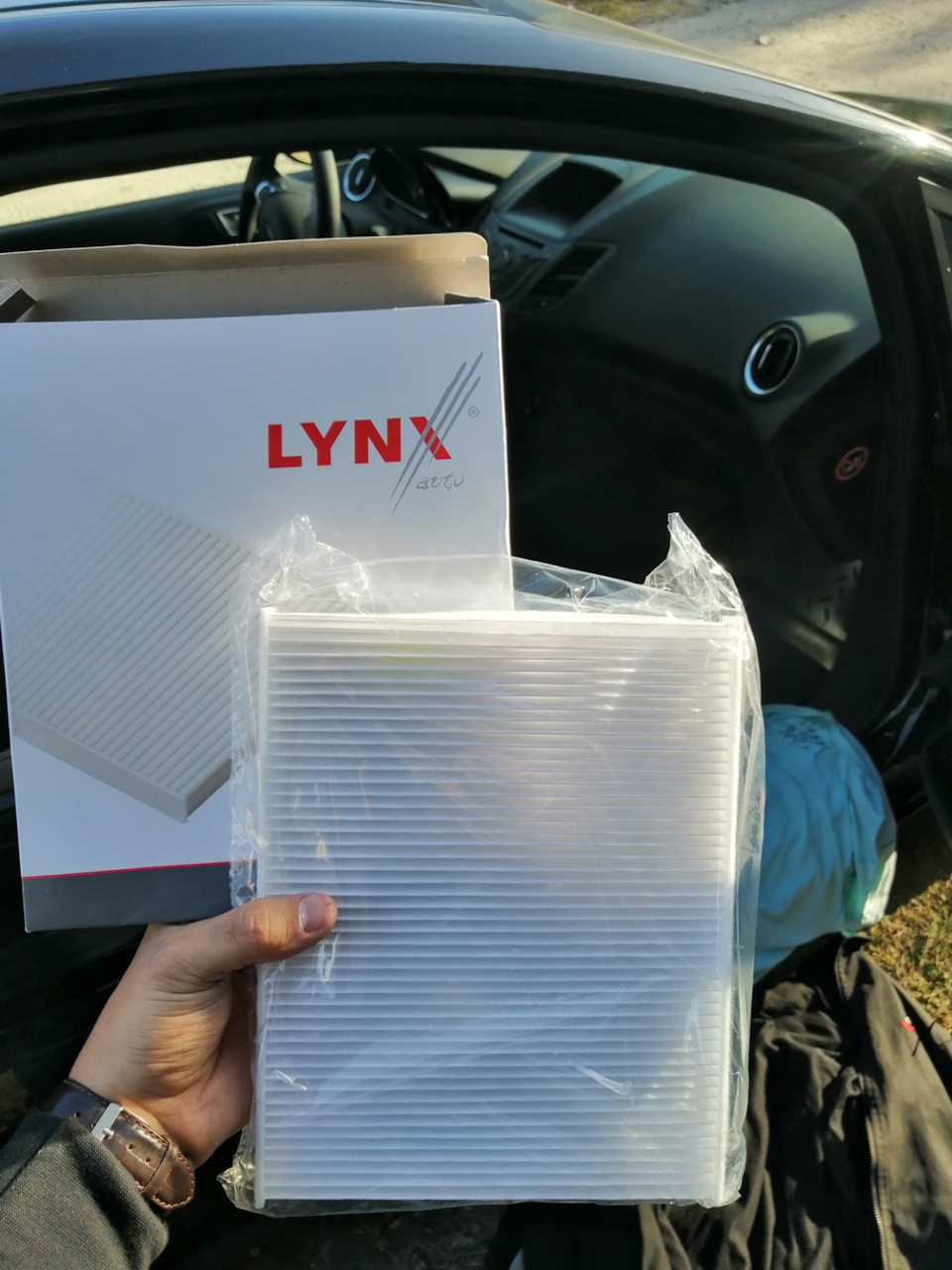 Ну и салонный. — Ford Fiesta Sedan