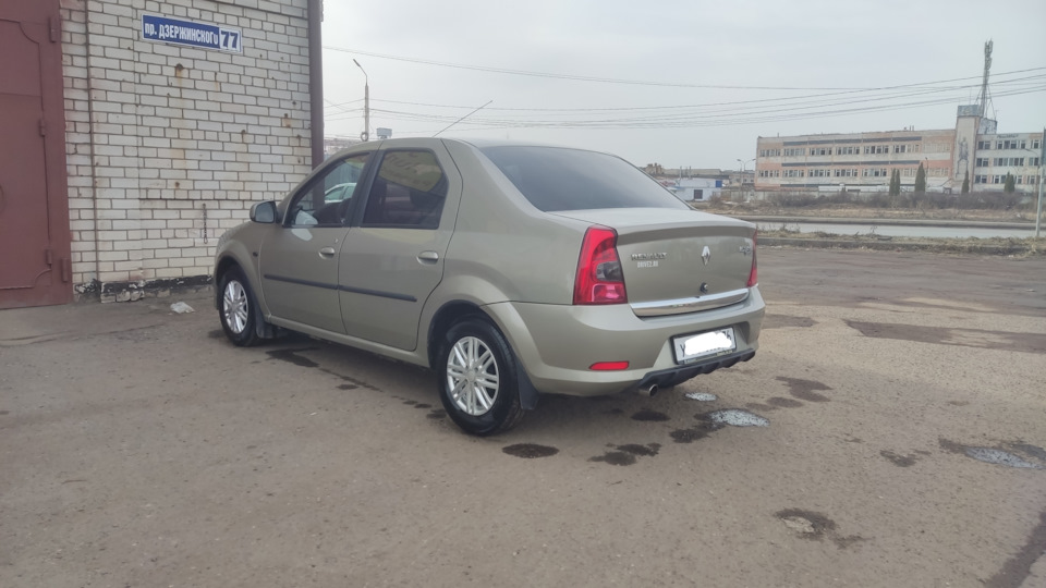 Сезонная переобувка — Renault Logan (1G), 1,6 л, 2010 года | просто так ...