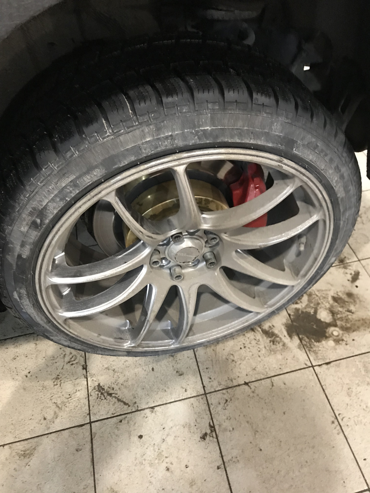 Японские пыльники на тормозной диск))) — Lexus IS II, 2,5 л, 2006 года ...