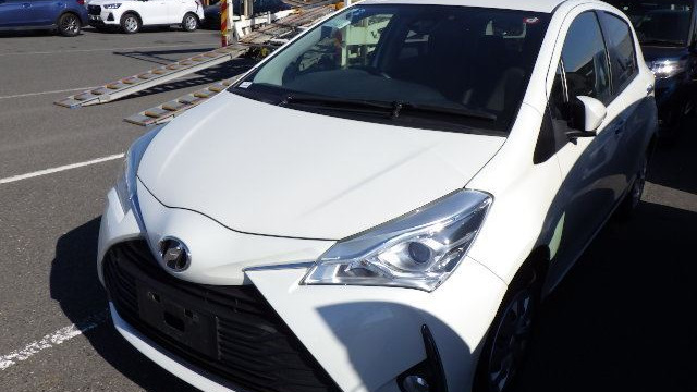 Toyota Vitz (130) 1.0 бензиновый 2019 | на DRIVE2