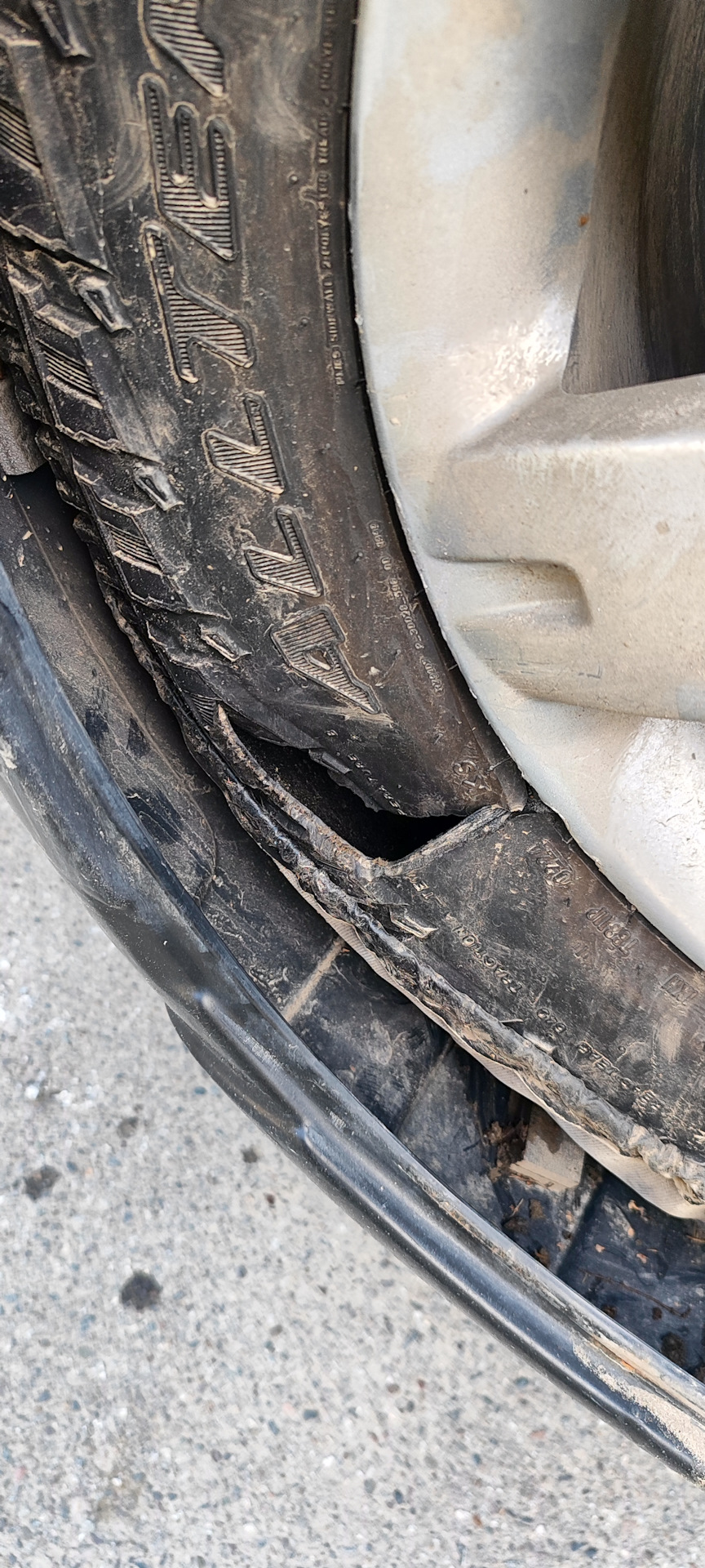 Фото в бортжурнале Mitsubishi Pajero (4G)