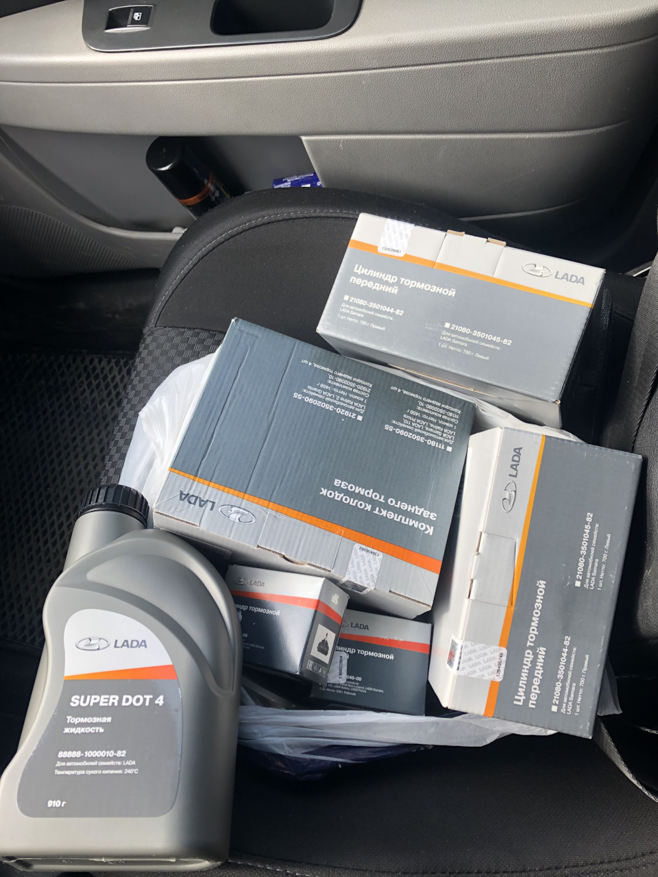 Полное ТО Тормозов — Lada Приора хэтчбек, 1,6 л, 2012 года | визит на ...