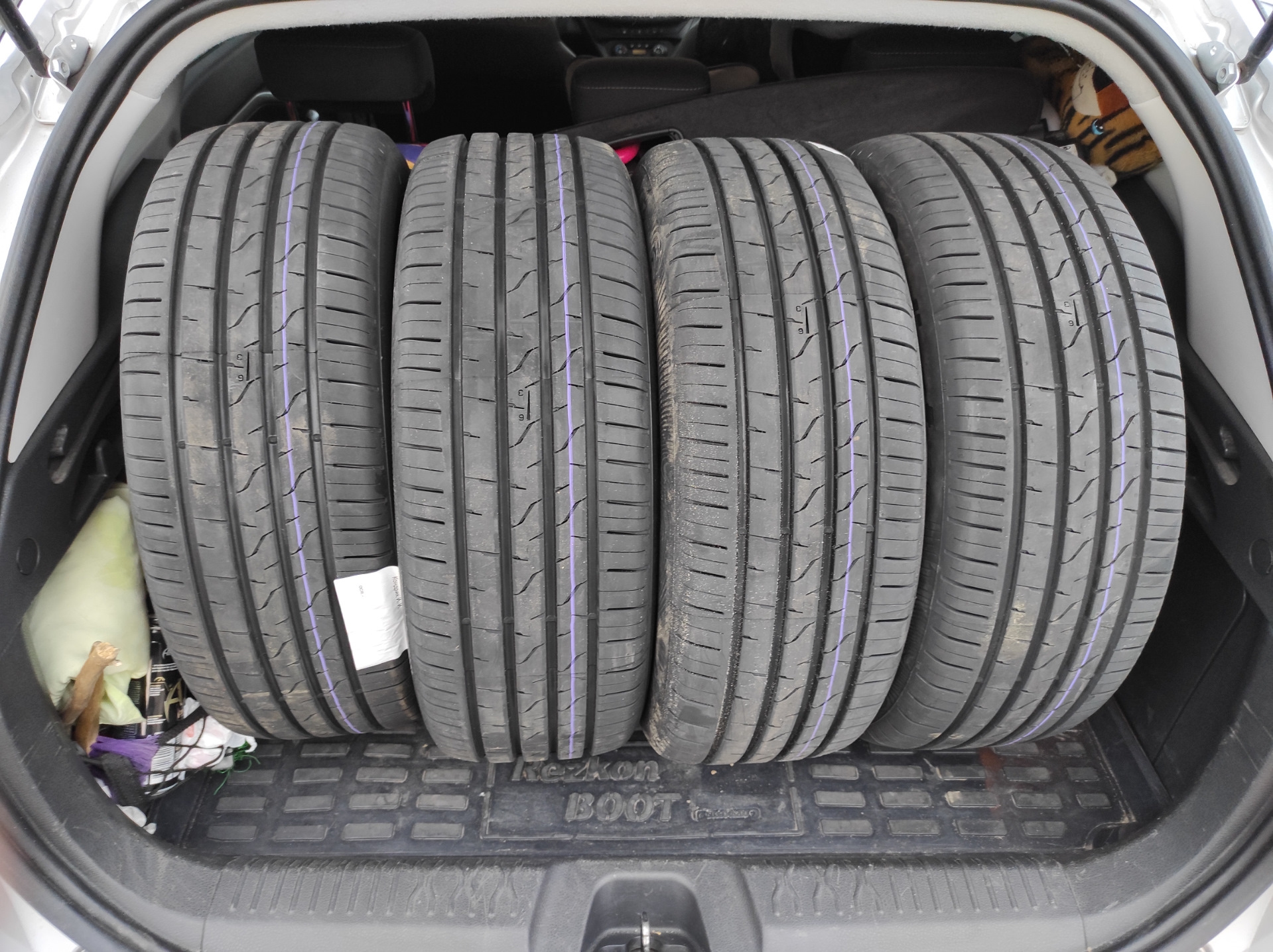 Купил новую летнюю резину Cordiant Gravity 205/55 R16 94V, + сход ...