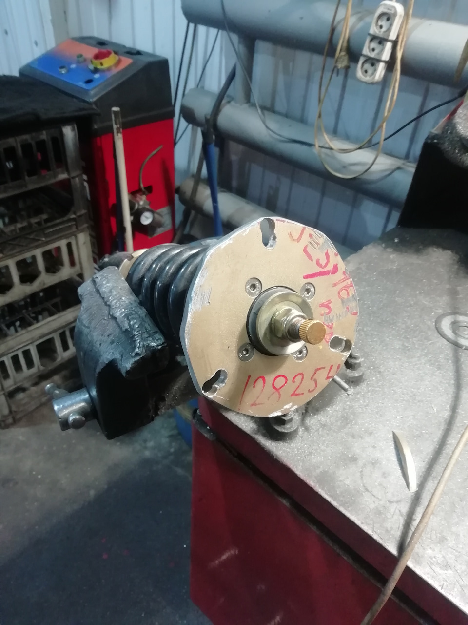 Сколько нужно раптора на ниву шевроле - фото