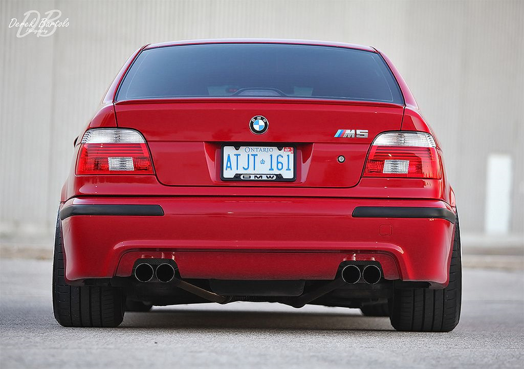 Е39 зад. БМВ м5 е39. БМВ м5 е39 зад. BMW 5 e39 Red. M5 e39 Red.