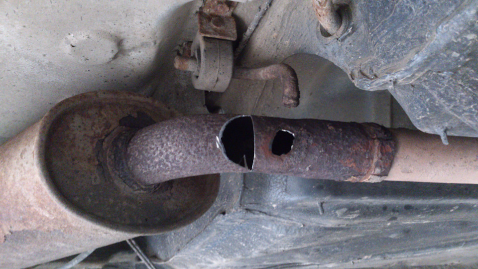 А у вас тут на пол шестого…Или о замене глушителя — Volkswagen Vento, 1 ...