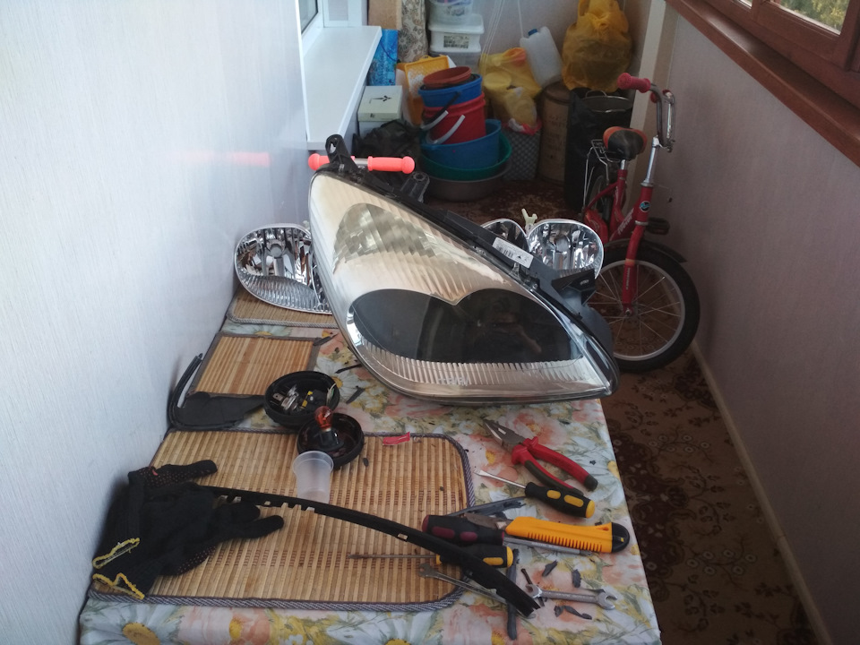 Все что мне нужно, стекло и корпус. — Citroen C5 (1G)