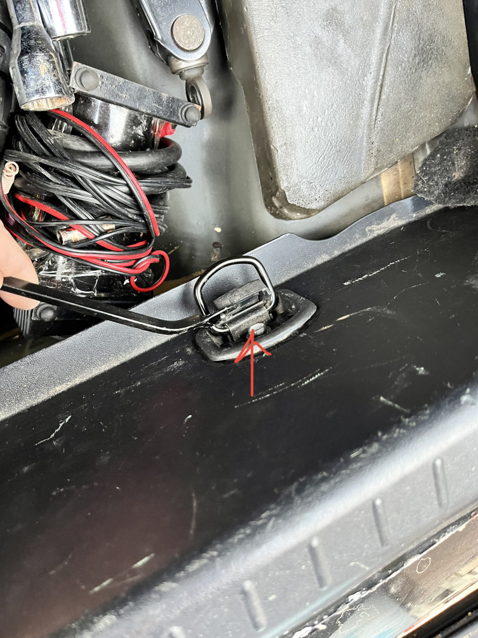 Фото в бортжурнале Toyota Avensis II