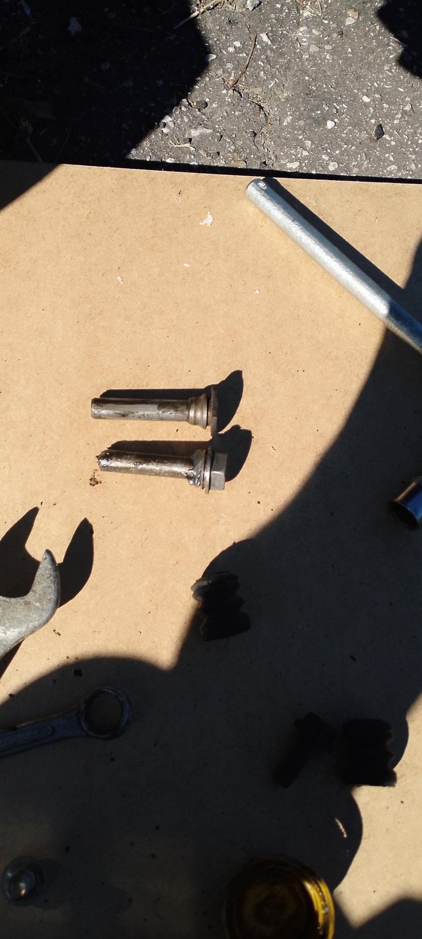 Верхний — Чери, нижний — ГАЗ укороченный — Chery Indis