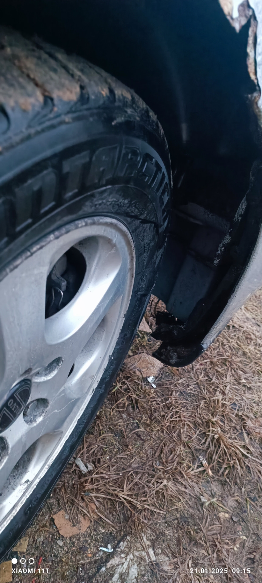 Установка подкрылка(перед, сторона пассажира) — Volvo V70 II, 2,4 л ...
