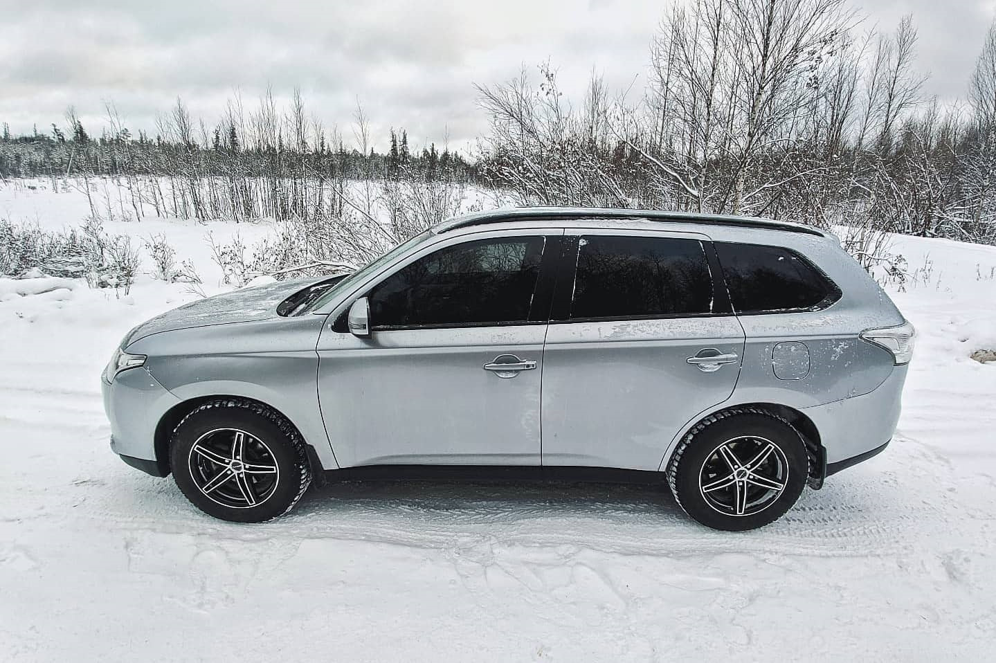 Mitsubishi Outlander 2017: размер дисков и колёс, …