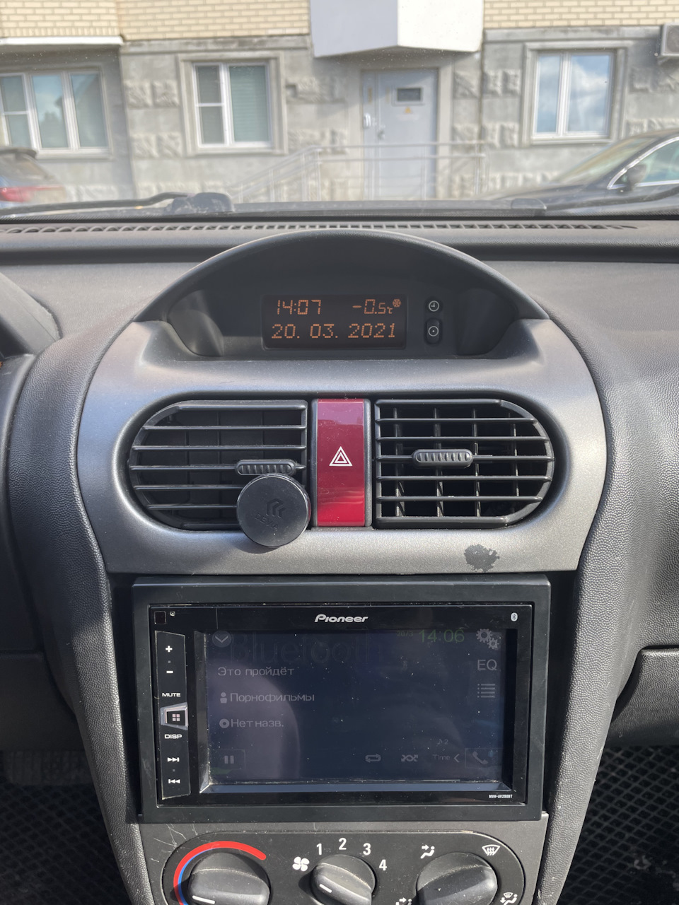 Магнитола Pioneer — Opel Corsa C, 1,4 л, 2004 года | автозвук | DRIVE2