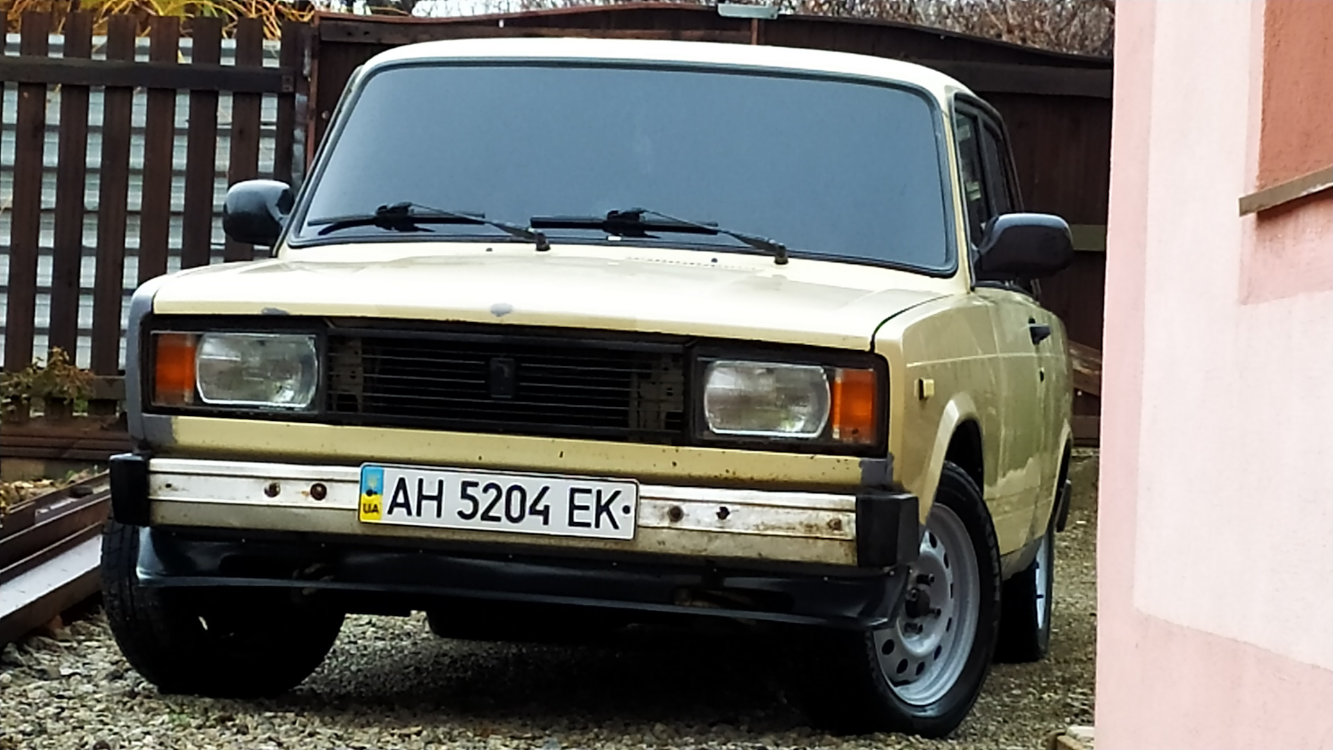 Lada 2105 1.6 бензиновый 1988 | 