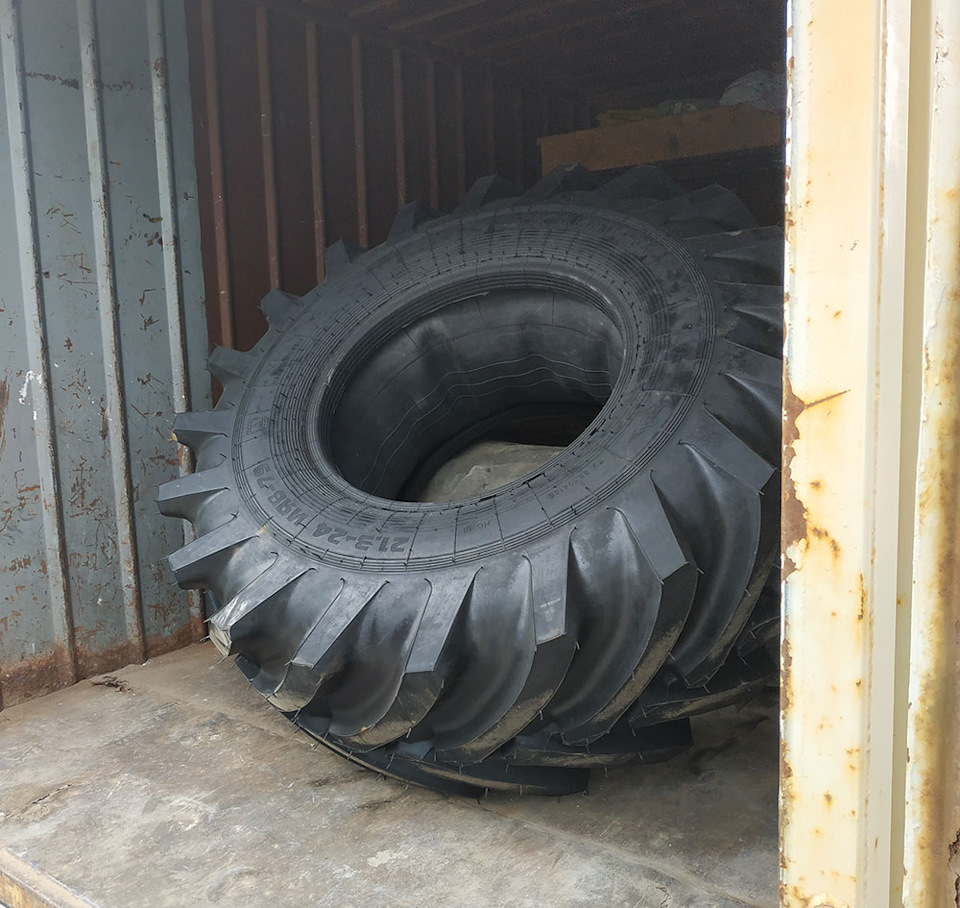 Фото в бортжурнале Амкодор 333В - маленький Монстрик