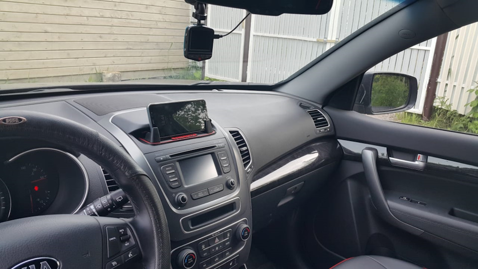 EAAAAgKVruA 960 держатель для телефона kia sorento