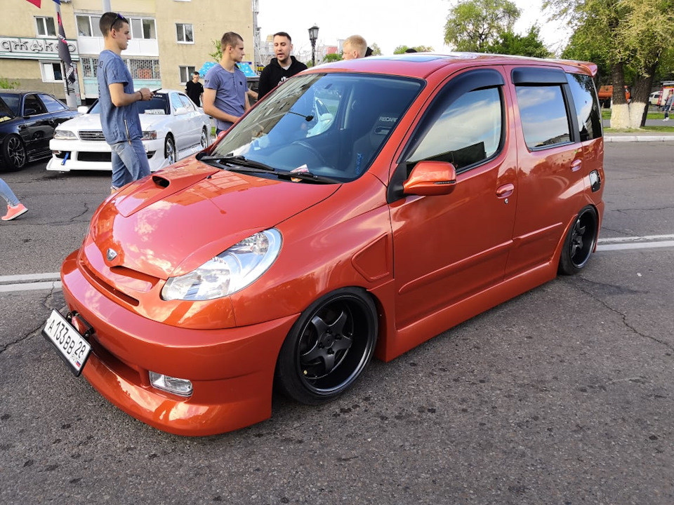 Фото toyota funcargo