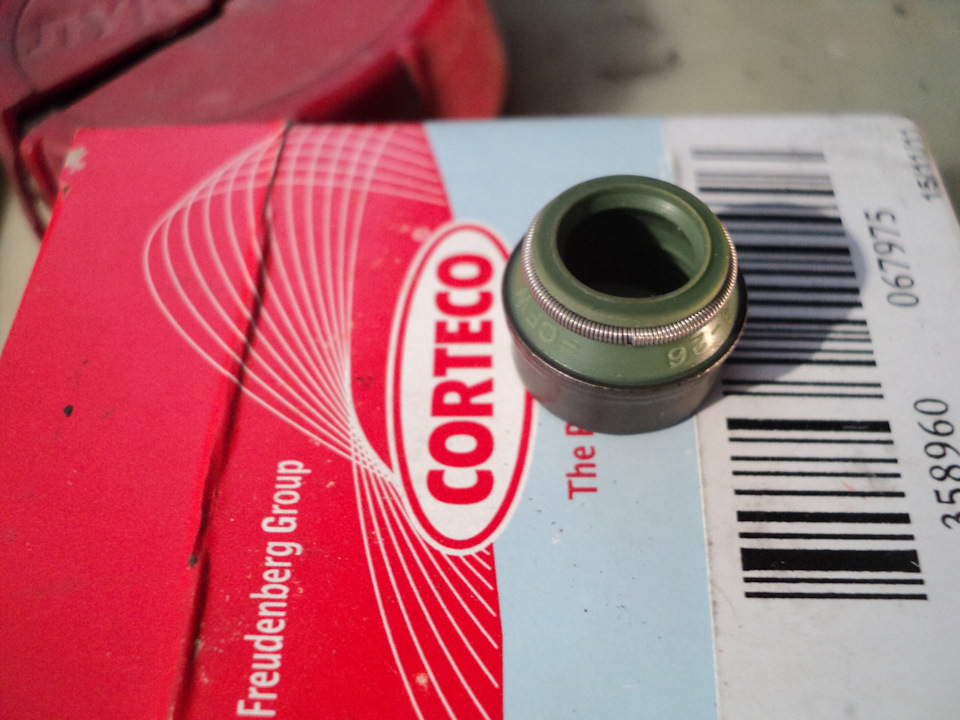 Вопрос по Маслосьемным колпачкам — Lada 11113 Ока, 0,8 л, 2006 года ...