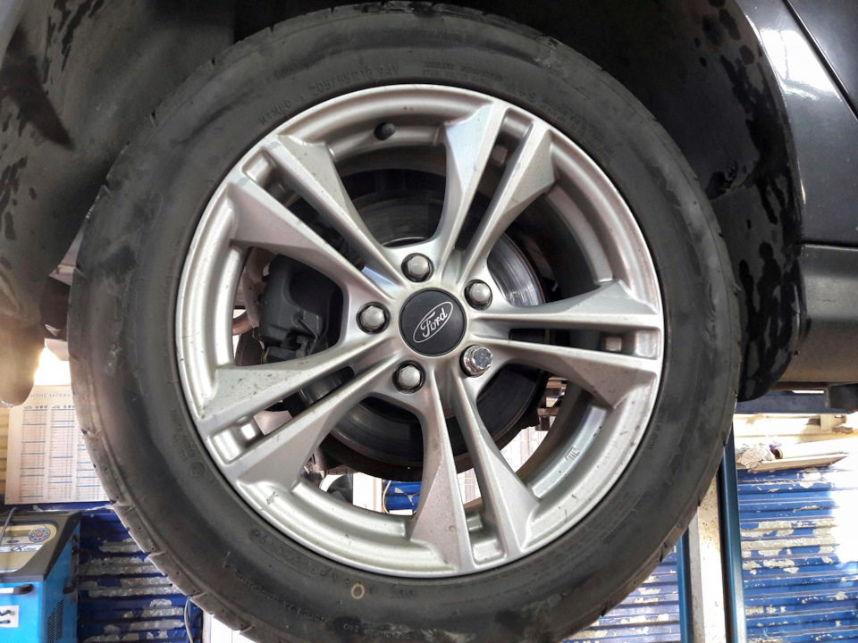 Вон оно как все посинело ))) — Ford Focus Hatchback III