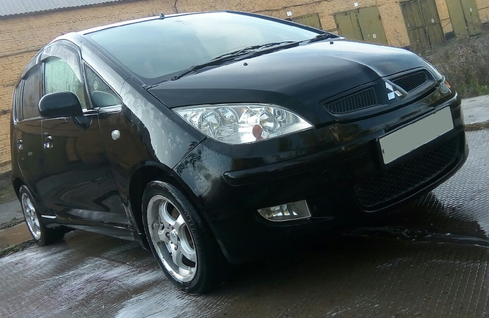 Mitsubishi Colt 7