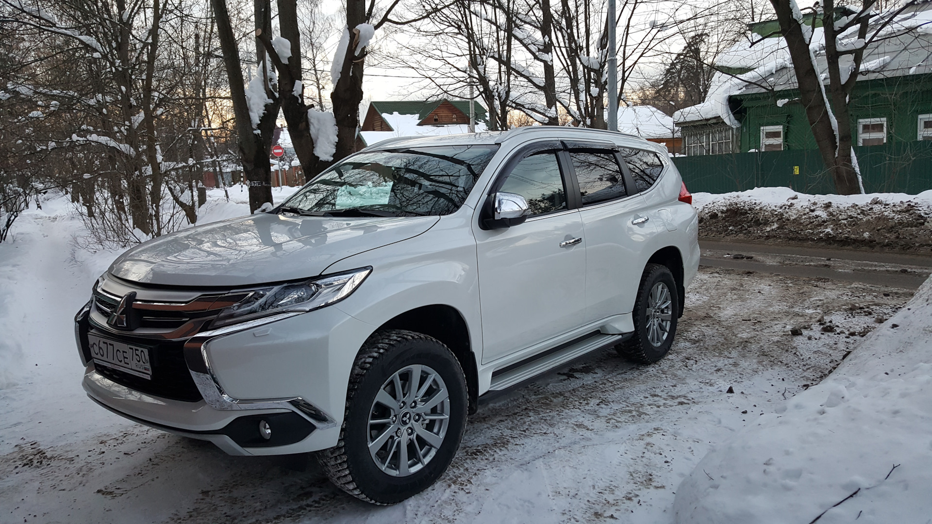 Паджеро спорт 3 2.4 дизель