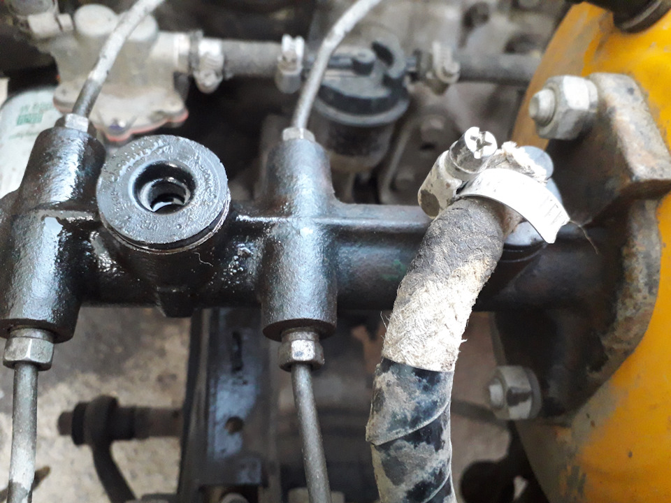 пропали тормоза в самый неподходящий момент)) пока новый ГТЦ, — Lada ...