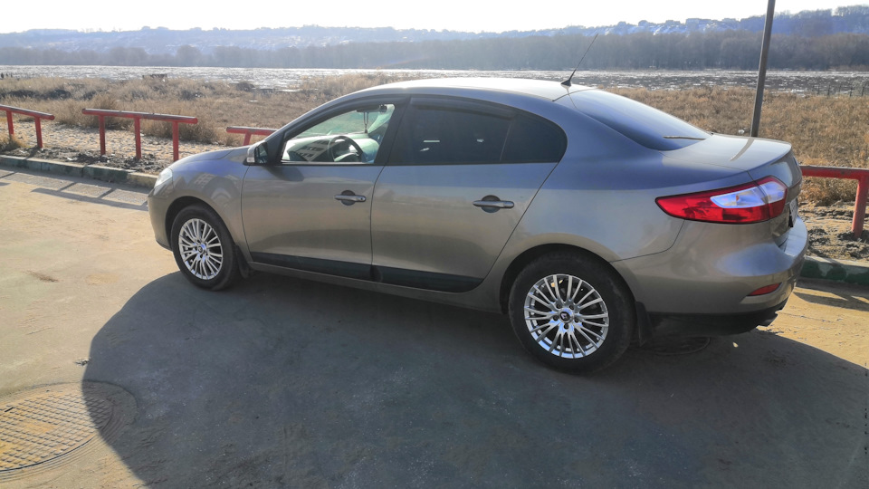 Передние тормозные диски какие ставить — Renault Fluence, 1,6 л, 2013 ...